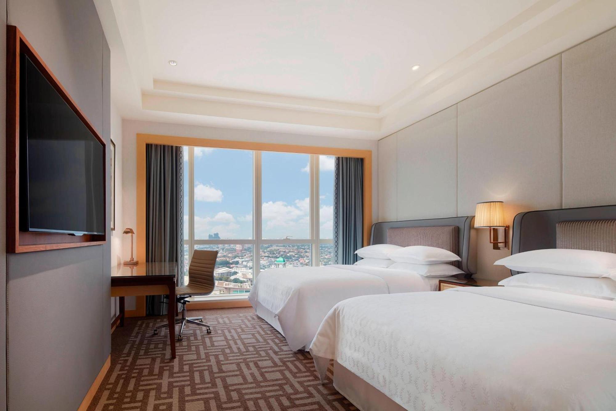 Sheraton Petaling Jaya Hotel Экстерьер фото Deluxe Room