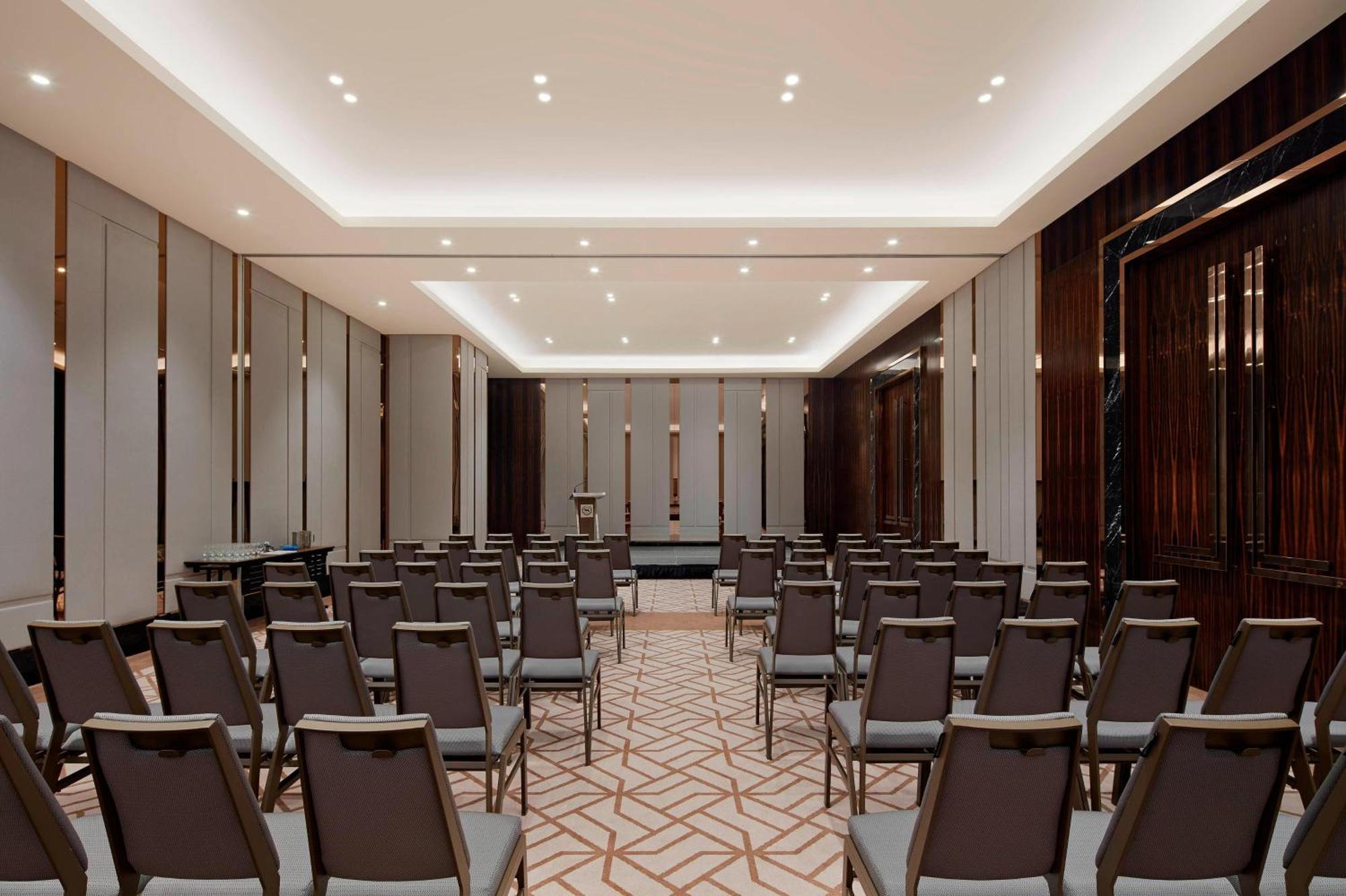 Sheraton Petaling Jaya Hotel Экстерьер фото The ballroom
